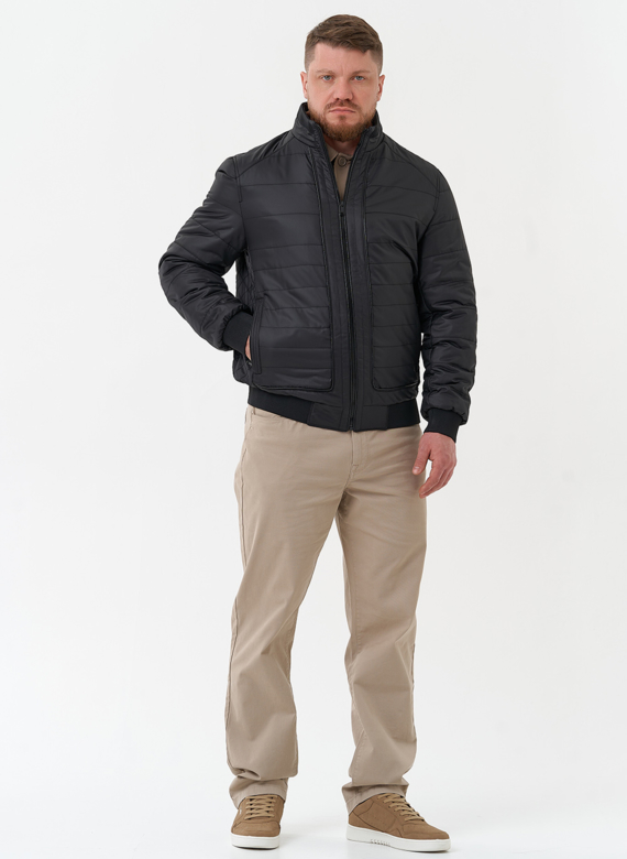 Мужская куртка бомбер черного цвета