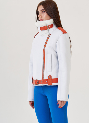 Женская дубленка белого цвета Женская дубленка белого цвета