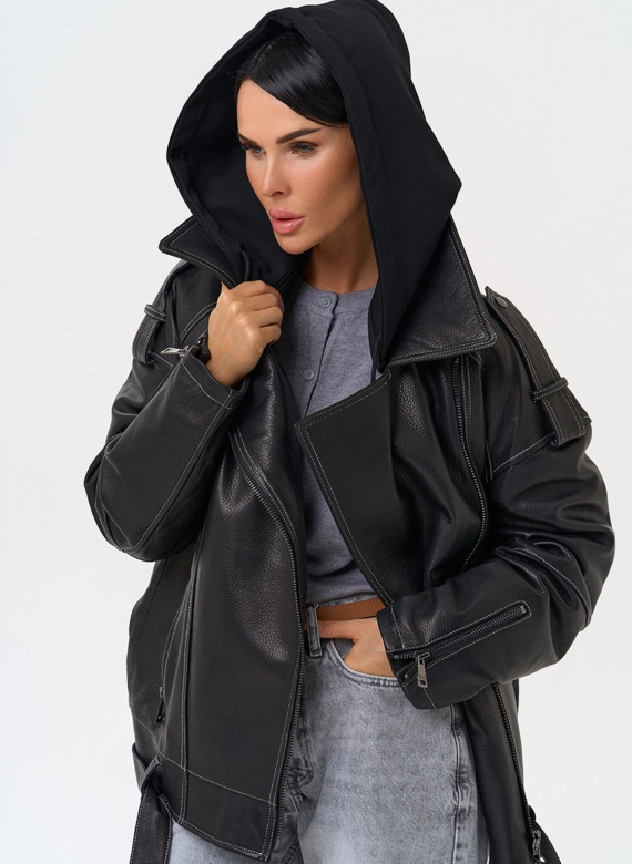Куртка из натуральной кожи с капюшоном