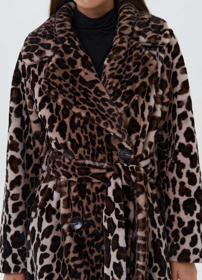 Пальто из эко меха с анималистичным принтом модель № 27685 универмаг малина