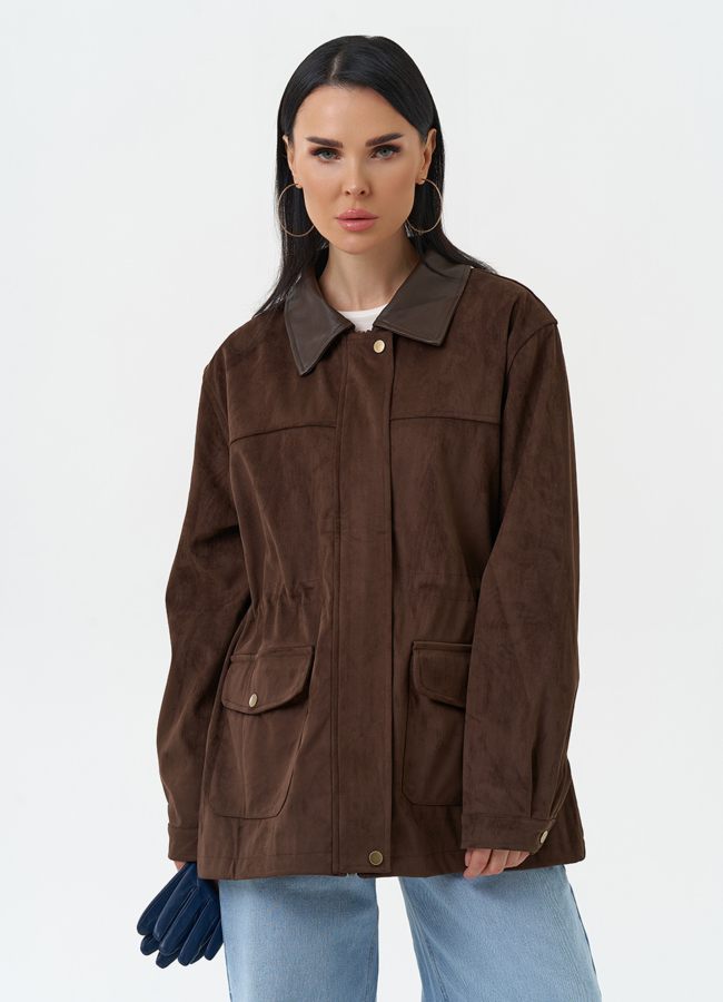 Женская парка из эко замши коричневого цвета модель № 30376 меха малина