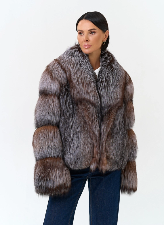 Женская шуба из лисы фото